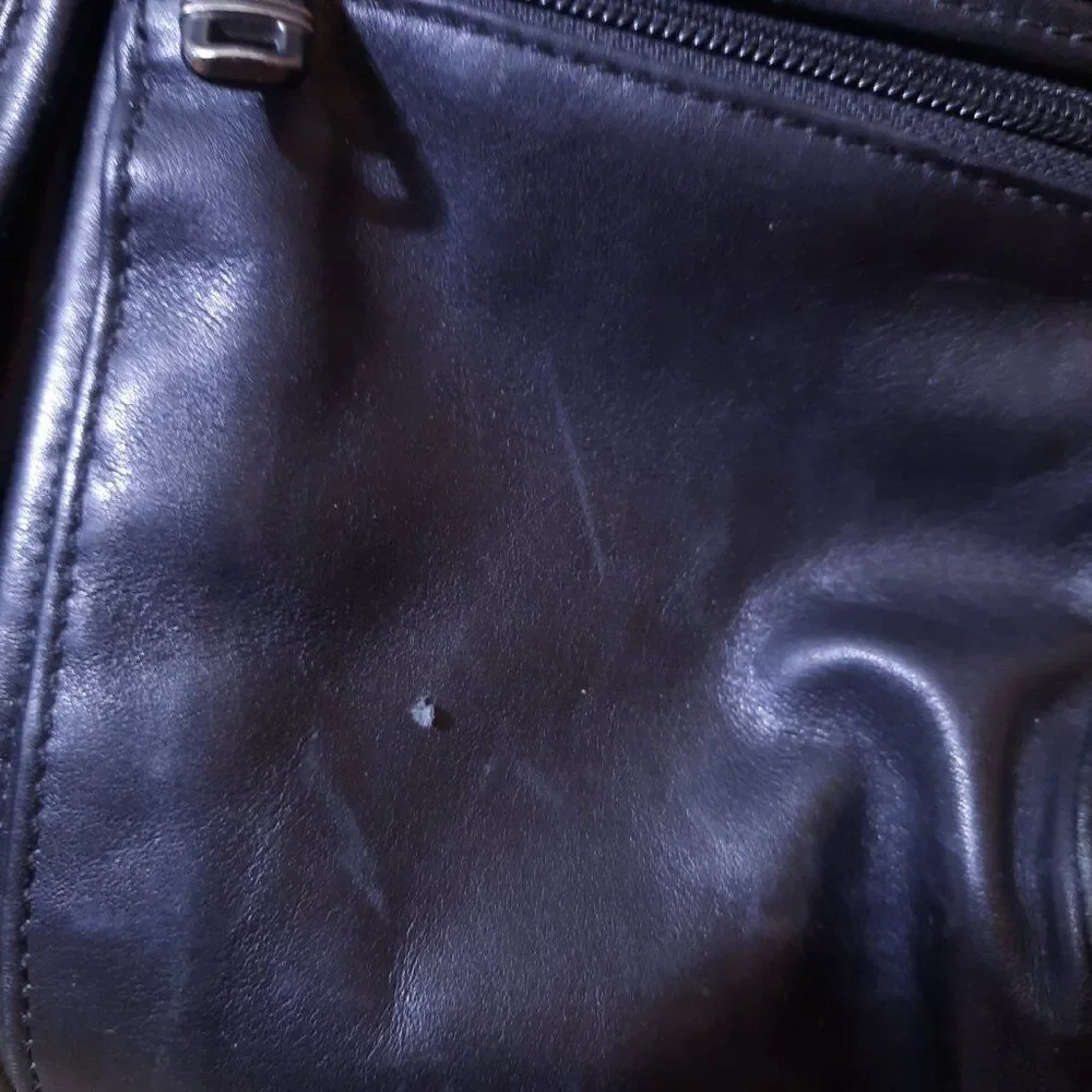 Tumi Alpha 2 Laptop Briefcase bag Black Napa Leather 96160D4 Computer distressed